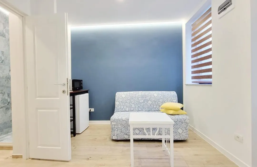 Black Church Studio City Core Studio For 2-1